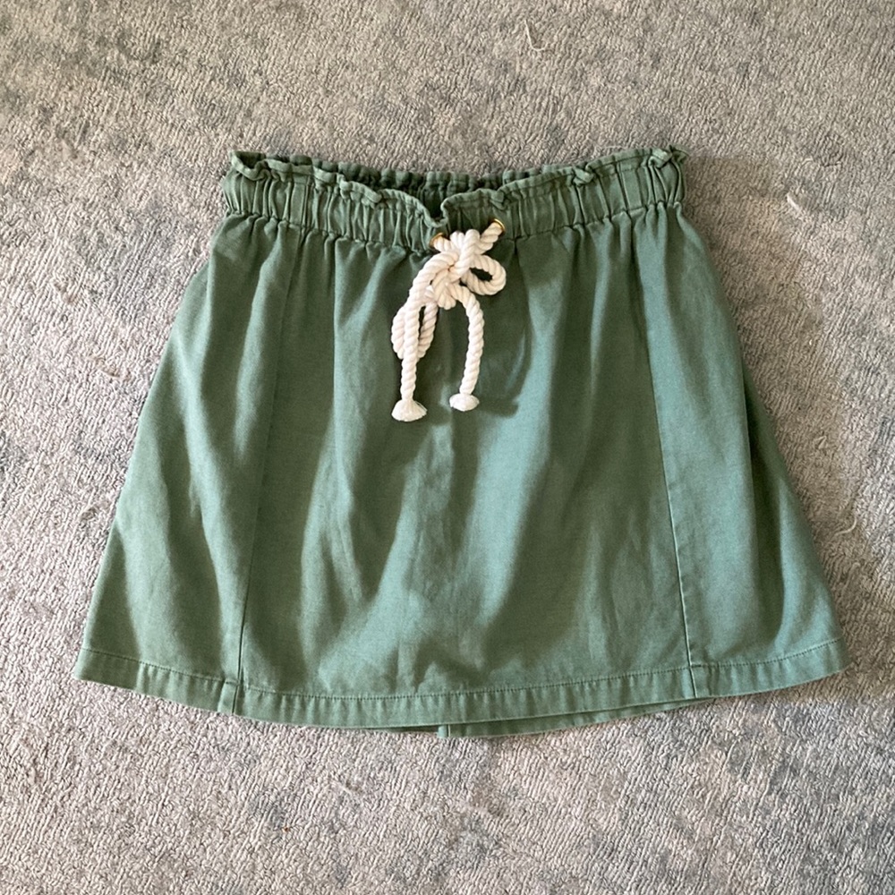 J.Crew Olive chino skirt w rope detail | size M